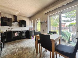 Kitchen/Diner- click for photo gallery